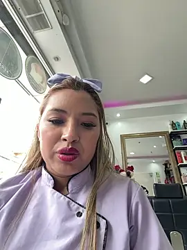 Snapshot of RubiaMorena chatting on 03/12/26, 06:58 RubiaMorena online show from 03/12/26, 06:58