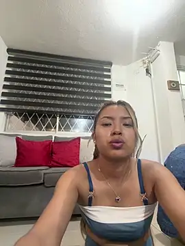 Snapshot of RubiaMorena chatting on 04/06/26, 12:19 RubiaMorena online show from 04/06/26, 12:19