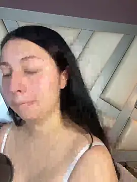 Snapshot of Ashleeyprincess01 chatting on 05/18/26, 01:39 Ashleeyprincess01 online show from 05/18/26, 01:39