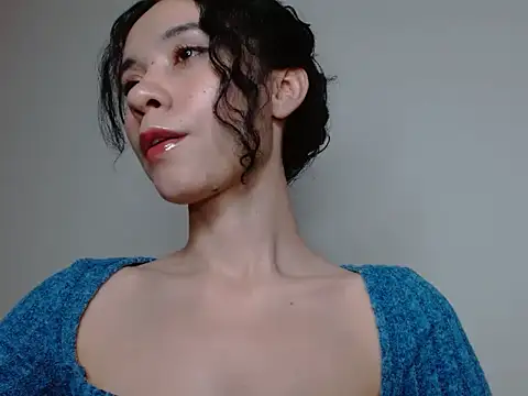 Snapshot of helena_hadler chatting on 03/07/26, 05:04 helena hadler online show from 03/07/26, 05:04