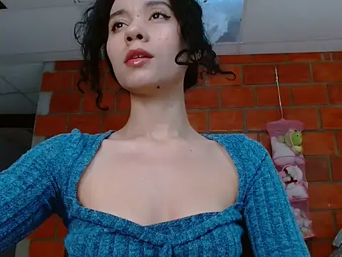 Snapshot of helena_hadler chatting on 03/19/26, 10:58 helena hadler online show from 03/19/26, 10:58