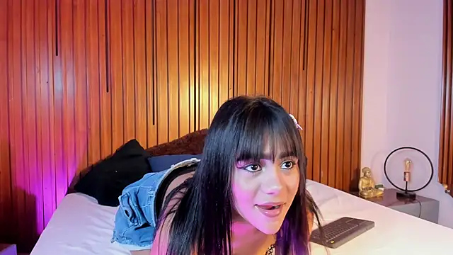 Laila-Miller online show from 03/07/26, 03:25