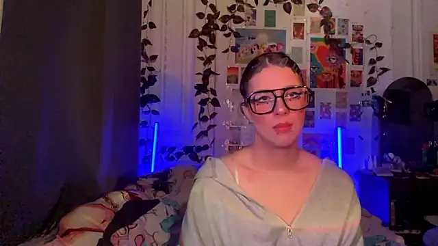 moonvampiq online show from 02/27/26, 08:09