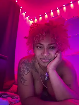 Snapshot of BABYLOLAXOXO chatting on 02/27/26, 11:43 BABYLOLAXOXO online show from 02/27/26, 11:43