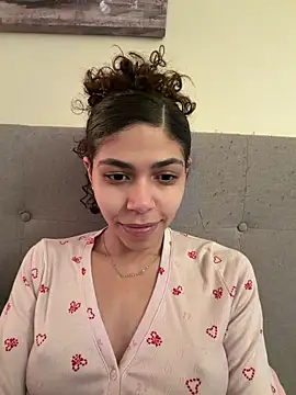 021hotcouple online show from 04/06/26, 05:58