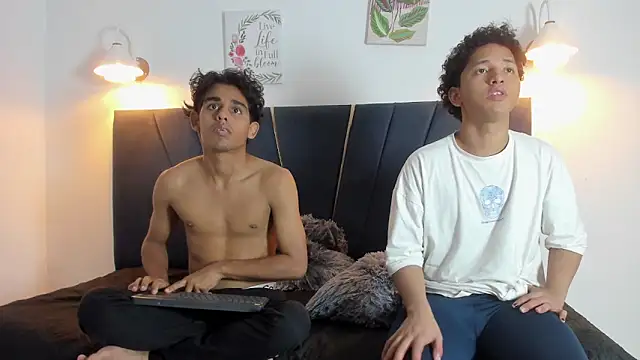 Snapshot of lio18_cum chatting on 02/28/26, 01:06 lio18 cum online show from 02/28/26, 01:06