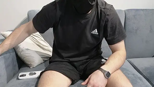 Snapshot of chantatummm chatting on 03/11/26, 10:21 chantatummm online show from 03/11/26, 10:21