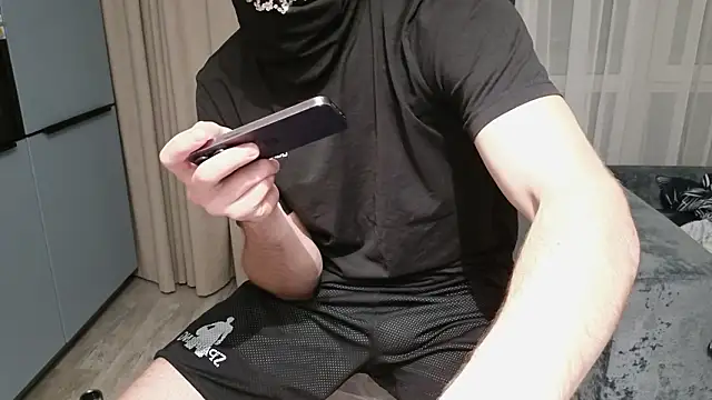 Snapshot of chantatummm chatting on 03/20/26, 10:03 chantatummm online show from 03/20/26, 10:03