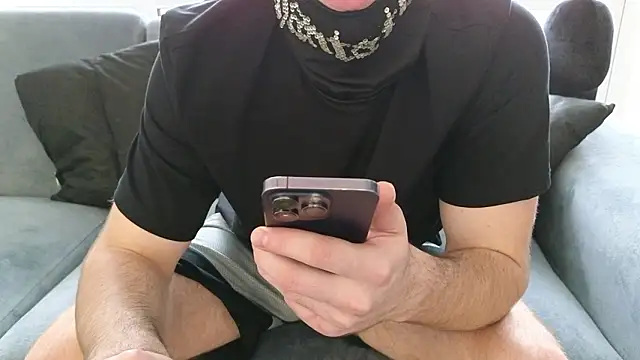 Snapshot of chantatummm chatting on 03/25/26, 03:56 chantatummm online show from 03/25/26, 03:56