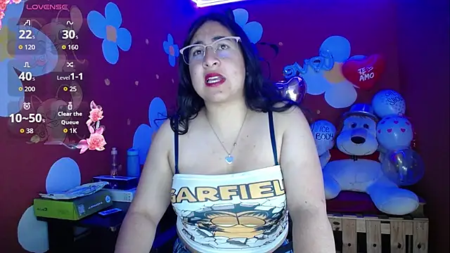 Snapshot of VirellaAshford chatting on 03/06/26, 08:27 VirellaAshford online show from 03/06/26, 08:27