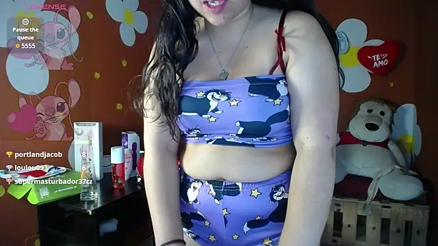 Snapshot of VirellaAshford chatting on 04/01/26, 01:41 VirellaAshford online show from 04/01/26, 01:41