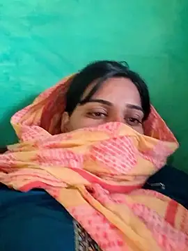 Snapshot of Poonam_bhoji chatting on 03/18/26, 03:42 Poonam bhoji online show from 03/18/26, 03:42