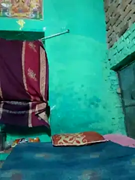 Snapshot of Poonam_bhoji chatting on 04/16/26, 04:41 Poonam bhoji online show from 04/16/26, 04:41