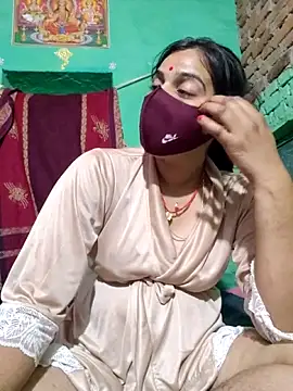 Snapshot of Poonam_bhoji chatting on 04/18/26, 07:58 Poonam bhoji online show from 04/18/26, 07:58