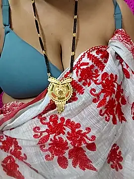 Snapshot of Sofiaa_09 chatting on 03/31/26, 08:20 Sofiaa 09 online show from 03/31/26, 08:20