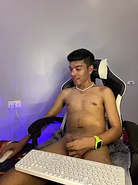 Snapshot of asian_darlingcummersxXx chatting on 03/17/26, 03:44 asian darlingcummersxXx online show from 03/17/26, 03:44