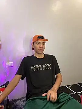 Snapshot of asian_darlingcummersxXx chatting on 03/26/26, 04:34 asian darlingcummersxXx online show from 03/26/26, 04:34