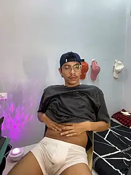 Snapshot of asian_darlingcummersxXx chatting on 04/11/26, 03:11 asian darlingcummersxXx online show from 04/11/26, 03:11