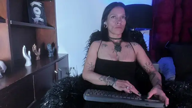 Snapshot of Amelie_Blake chatting on 04/01/26, 06:27 Amelie Blake online show from 04/01/26, 06:27