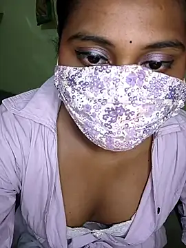 Snapshot of MISS_MADHURIBABY chatting on 04/26/26, 06:44 MISS MADHURIBABY online show from 04/26/26, 06:44
