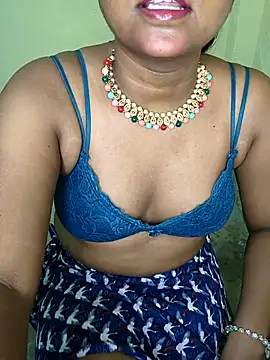 Snapshot of MISS_MADHURIBABY chatting on 06/02/26, 06:59 MISS MADHURIBABY online show from 06/02/26, 06:59