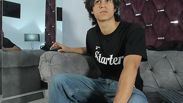 Snapshot of TonyBenedetti chatting on 03/30/26, 09:05 TonyBenedetti online show from 03/30/26, 09:05