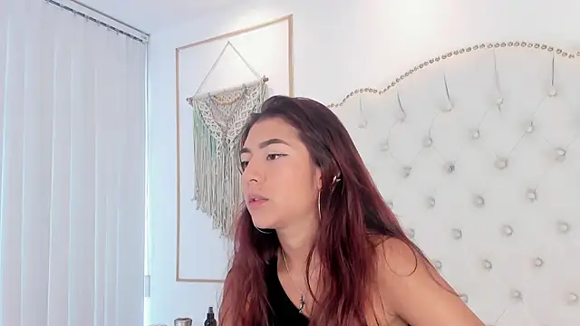 Sara funy online show from 03/09/26, 12:42