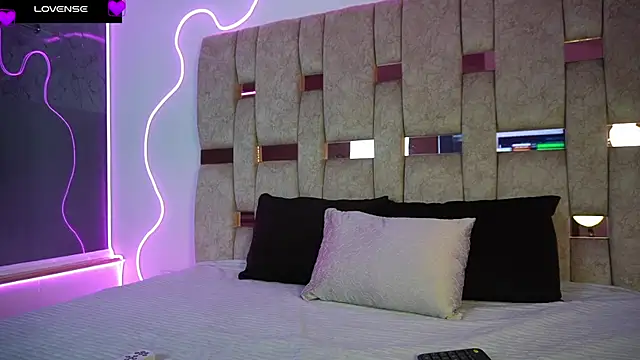 Petitte Mussa online show from 04/09/26, 03:50