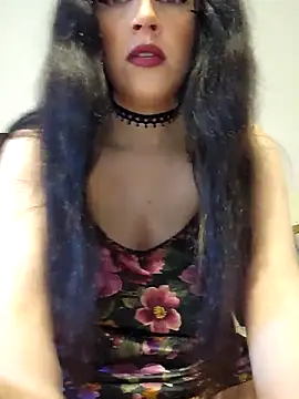 Snapshot of Mommynatrix chatting on 04/24/26, 03:36 Mommynatrix online show from 04/24/26, 03:36