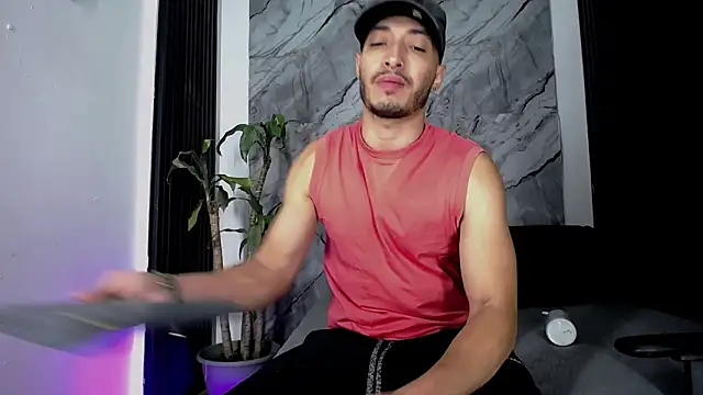 Snapshot of Grant_Irons chatting on 03/12/26, 12:00 Grant Irons online show from 03/12/26, 12:00