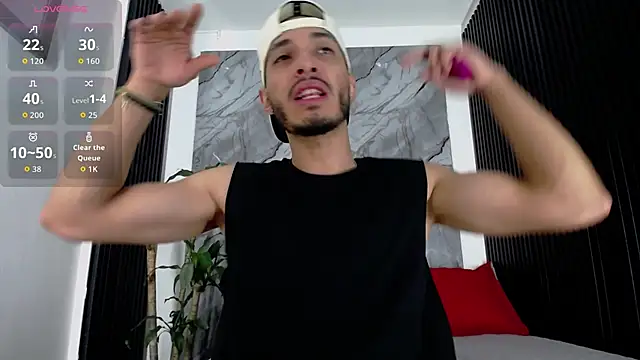 Snapshot of Grant_Irons chatting on 04/08/26, 12:05 Grant Irons online show from 04/08/26, 12:05