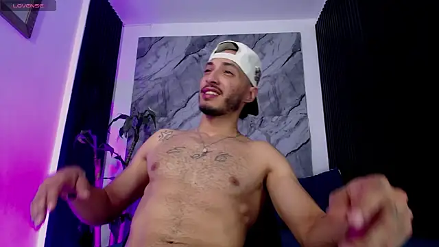 Snapshot of Grant_Irons chatting on 04/11/26, 12:09 Grant Irons online show from 04/11/26, 12:09