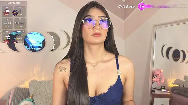 Snapshot of salomee_mon chatting on 03/18/26, 02:09 salomee mon online show from 03/18/26, 02:09