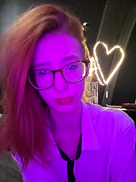 Snapshot of SweetAnnaX chatting on 03/25/26, 01:39 SweetAnnaX online show from 03/25/26, 01:39