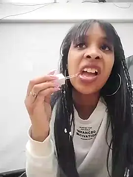 ShayMilleer online show from 04/16/26, 10:23