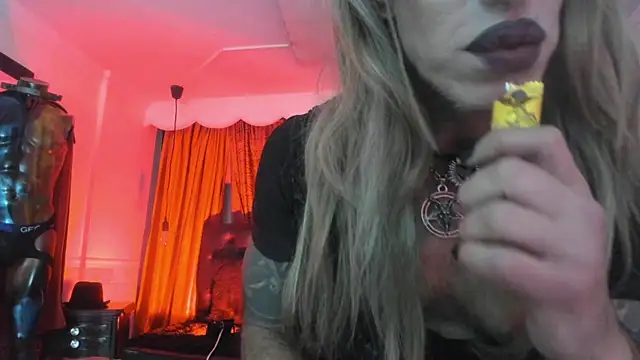 Snapshot of Lilith_madame_satan chatting on 07/01/26, 01:07 Lilith madame satan online show from 07/01/26, 01:07
