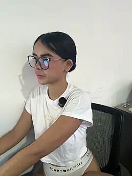 kitty rousse01 online show from 03/06/26, 12:23