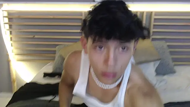 Snapshot of clark_ken01 chatting on 02/26/26, 10:42 clark ken01 online show from 02/26/26, 10:42