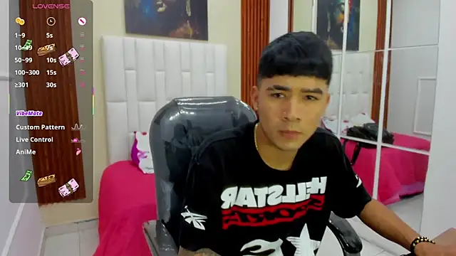 Snapshot of Thiago_collinss chatting on 04/22/26, 10:11 Thiago collinss online show from 04/22/26, 10:11