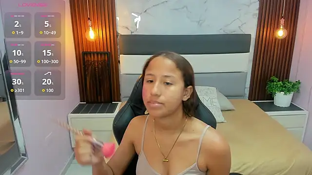 LESLYSIMPSON online show from 03/16/26, 07:18