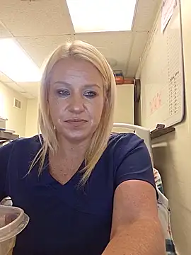LadyB07 online show from 06/11/26, 05:00