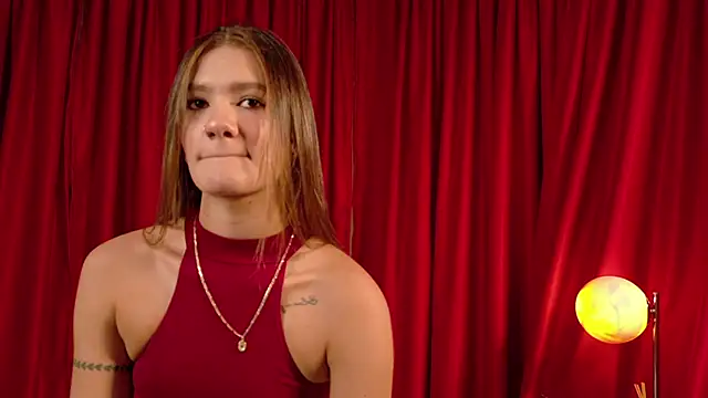 Snapshot of Mia_Benett_ chatting on 04/06/26, 01:01 Mia Benett online show from 04/06/26, 01:01