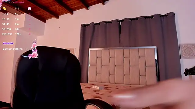 zafiro ziz online show from 03/24/26, 02:44