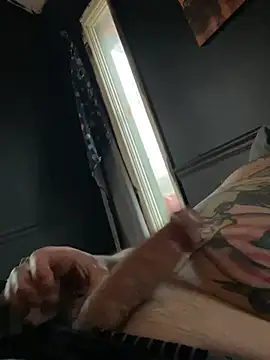 Snapshot of Robrotten chatting on 02/25/26, 04:38 Robrotten online show from 02/25/26, 04:38