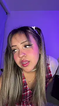 Moon Velvet  online show from 03/21/26, 12:26