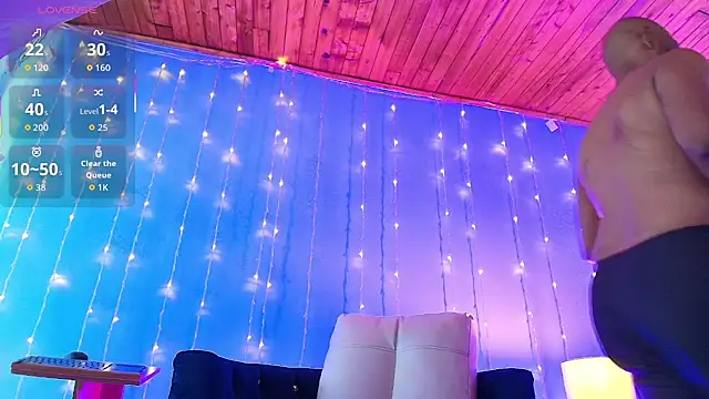 Snapshot of LOGAN_ADAMS27 chatting on 04/09/26, 01:38 LOGAN ADAMS27 online show from 04/09/26, 01:38