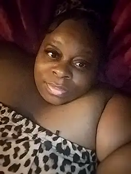 Pinkchocolatebbw online show from 03/12/26, 06:08
