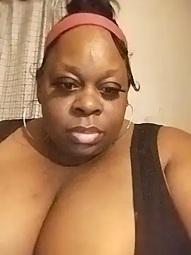 Pinkchocolatebbw online show from 03/17/26, 03:22
