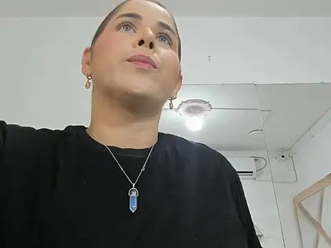 Snapshot of Nikol_Lopez_ chatting on 02/28/26, 03:29 Nikol Lopez online show from 02/28/26, 03:29