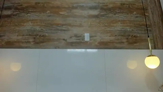 Snapshot of Nikol_Lopez_ chatting on 04/11/26, 11:03 Nikol Lopez online show from 04/11/26, 11:03